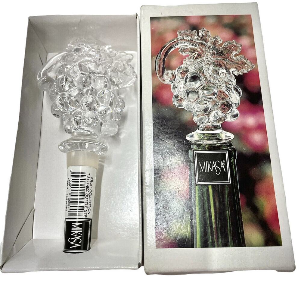 Mikasa Austrian Crystal Wine Bottle Stopper Grapes Fruit collectible